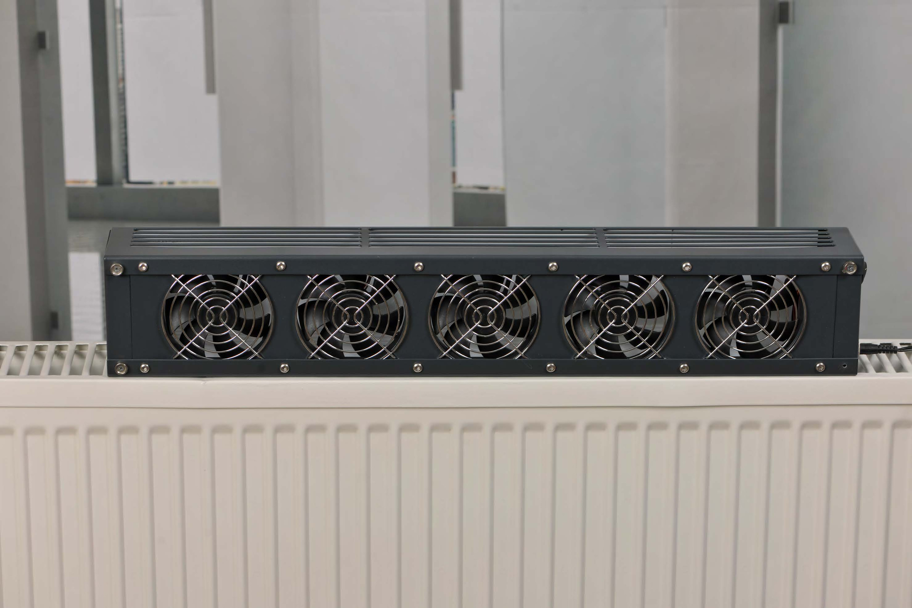 Lumair 50 Heizluftverstärker / Ventilator - für Raumgrösse bis 35 m2 - Passend für alle gängigen Heizkörper - Made in Germany